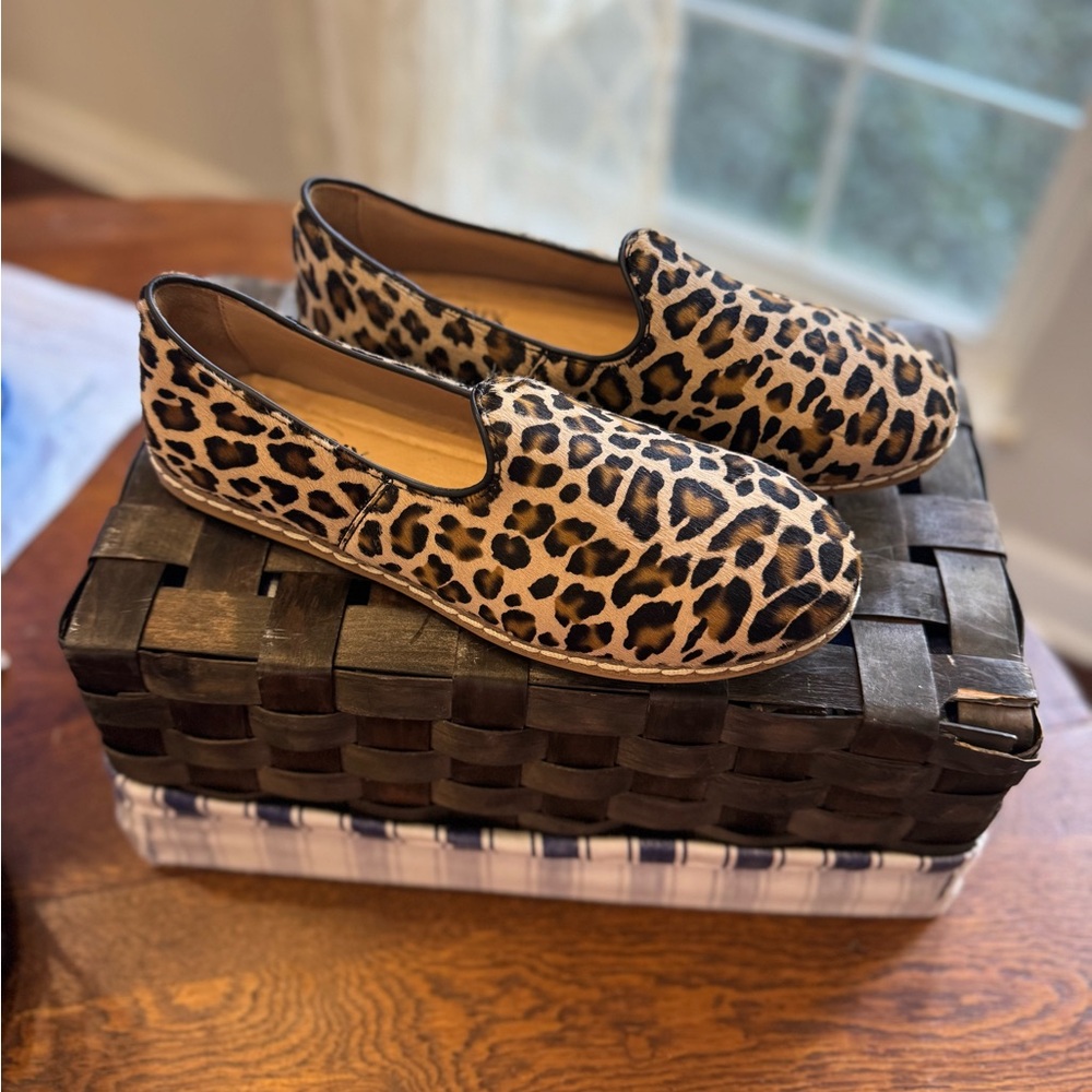Charix Leopard Print Women's Loafers size 40